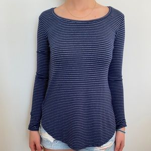 Long sleeve abercrombie and fitch tee